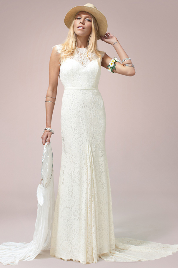 rue-de-seine-2016-bridal-gown-wedding-dress-nomad-boho-romantic-beaded-backless-crochet5