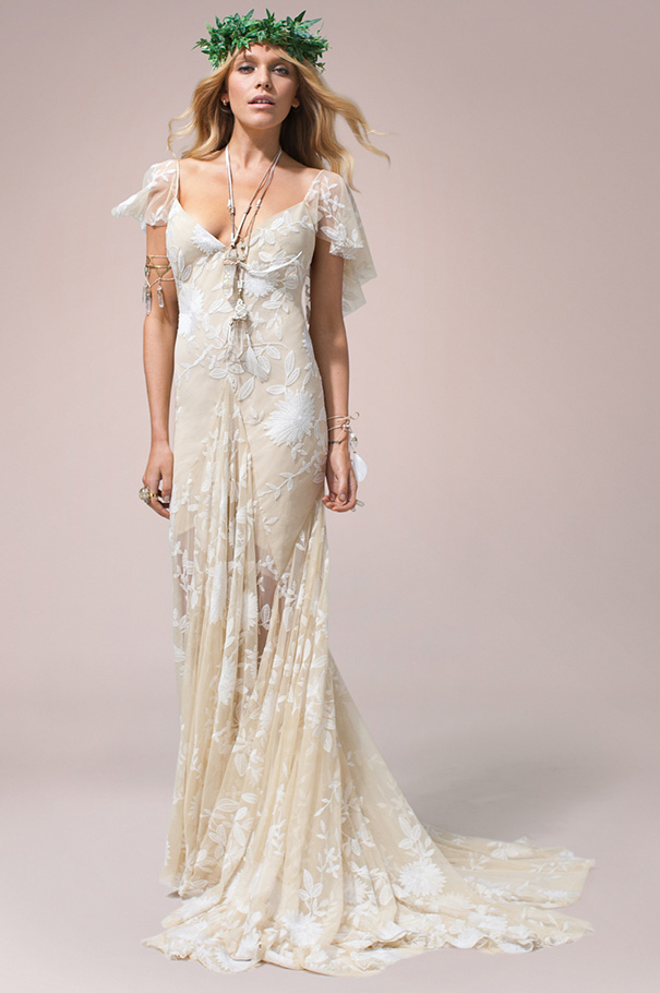 rue-de-seine-2016-bridal-gown-wedding-dress-nomad-boho-romantic-beaded-backless-crochet6