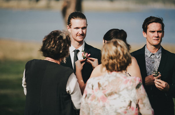 rue-de-seine-luke-going-barn-country-wedding10