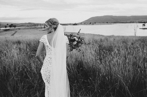 rue-de-seine-luke-going-barn-country-wedding27