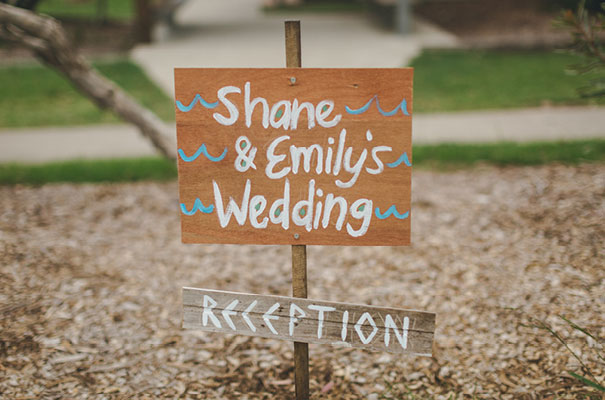 stradbroke-island-teeki-style-beach-coastal-barefoot-bride-wedding22