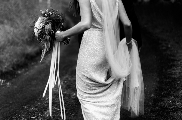 suzanne-harward-erin-and-tara-romantic-metallic-country-wedding19