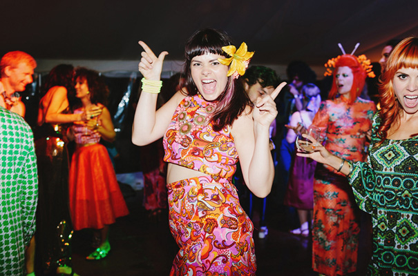 70s-retro-vintage-jewish-bright-fun-wedding-inspiration26