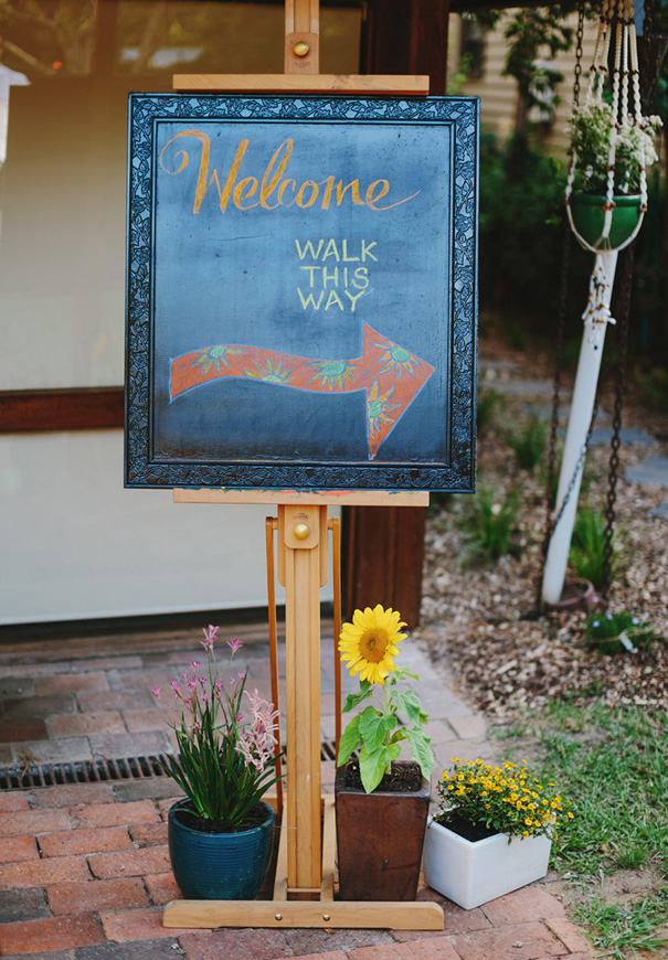 Melbourne-70s-retro-vintage-jewish-bright-fun-wedding-inspiration5