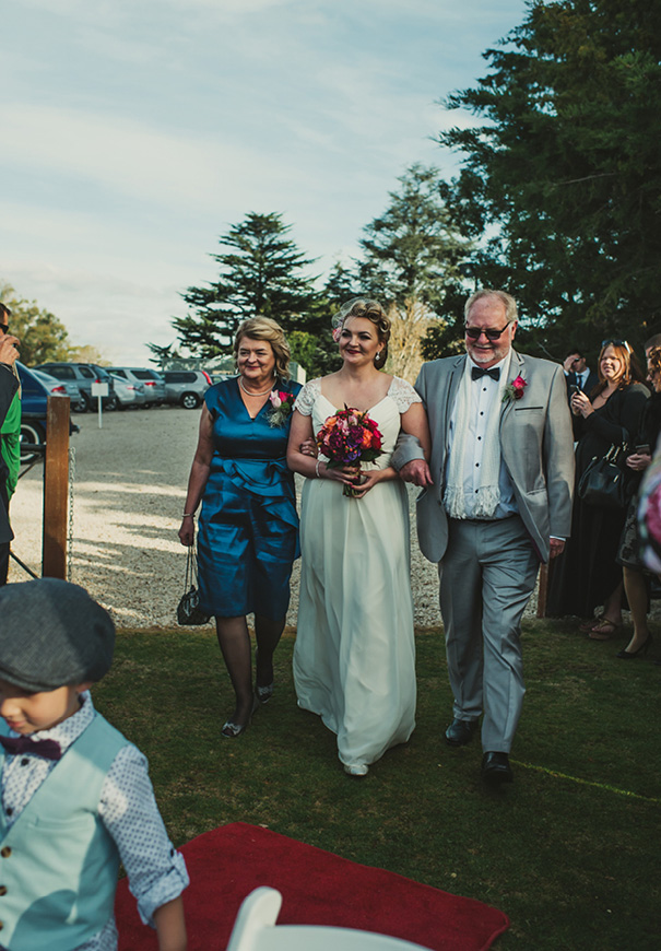 VIC-vintage-retro-elegant-bridal-gown-wedding-dress2