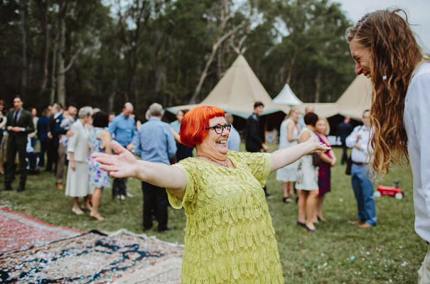 floral-ceremony-reception-tipi-styling-wedding-insporation-justin-aaron32