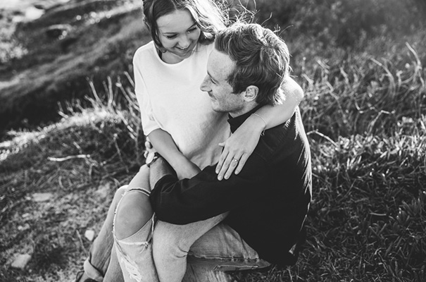 golden-hour-sunset-white-tshirt-jeans-converse-beach-engagement3
