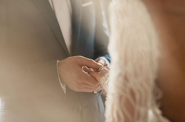 homemade-bridal-gown-babies-breath-wedding-gui-jorge-photography10