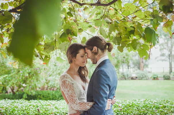 homemade-bridal-gown-babies-breath-wedding-gui-jorge-photography16