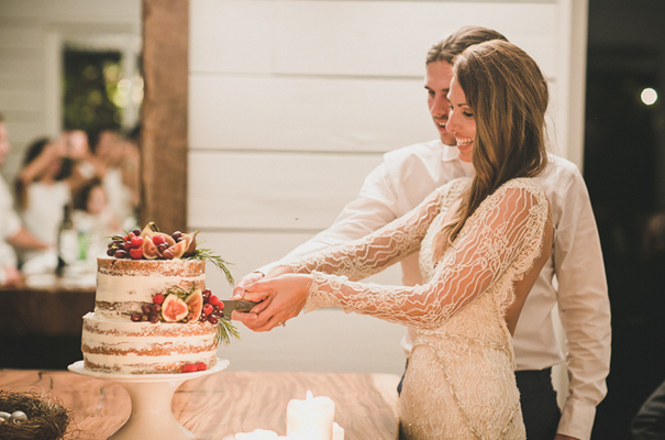 homemade-bridal-gown-babies-breath-wedding-gui-jorge-photography26