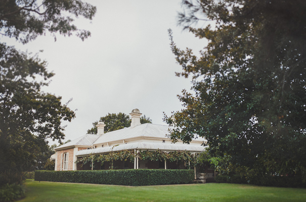 homemade-bridal-gown-babies-breath-wedding-gui-jorge-photography6