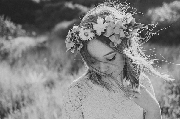 michelle-fiona-engagement-wedding-flower-crown-golden-hour4