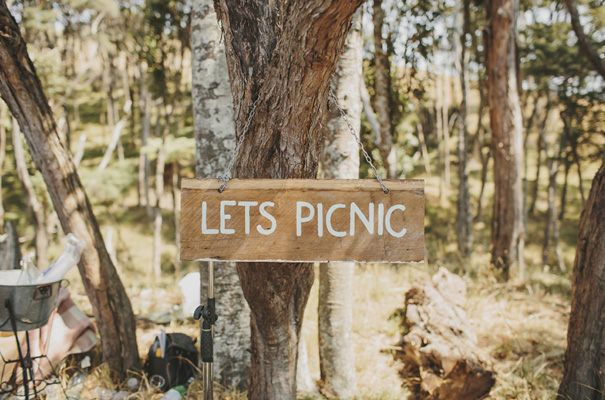 new-zealand-backyard-farm-diy-bbq-wedding-sally-eagle-bridal-gown-danelle-bohane16