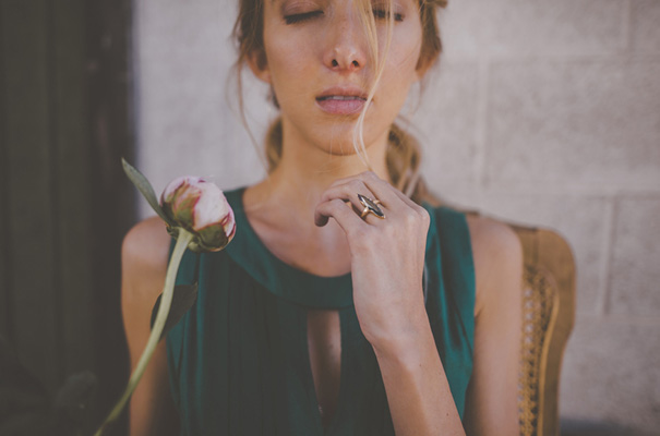 peonies-green-wedding-dress-wedding-mud-cake20