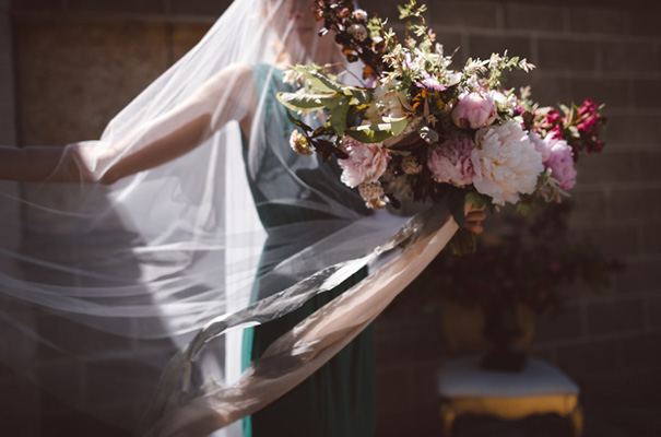 peonies-green-wedding-dress-wedding-mud-cake5