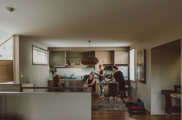 polkadot-bride-wedding-dress-dark-romantic-wedding-venue-table-styling2