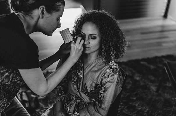 polkadot-bride-wedding-dress-dark-romantic-wedding-venue-table-styling6