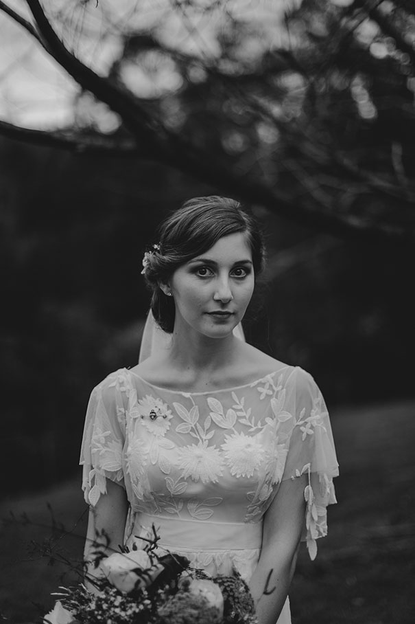 035_Hannah+Jean_Luke-Going