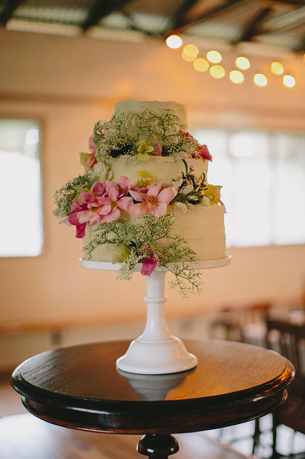 048_Hannah+Jean_Luke-Going