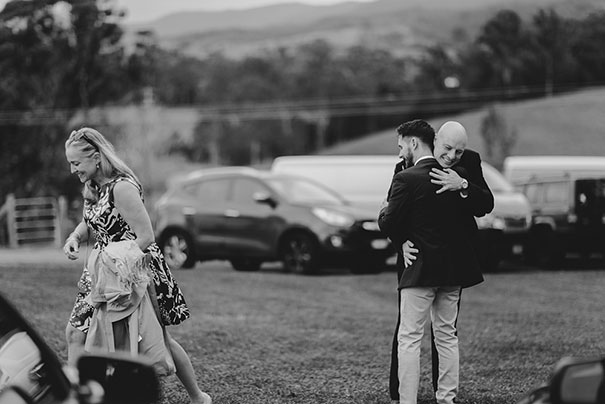 058_Hannah+Jean_Luke-Going