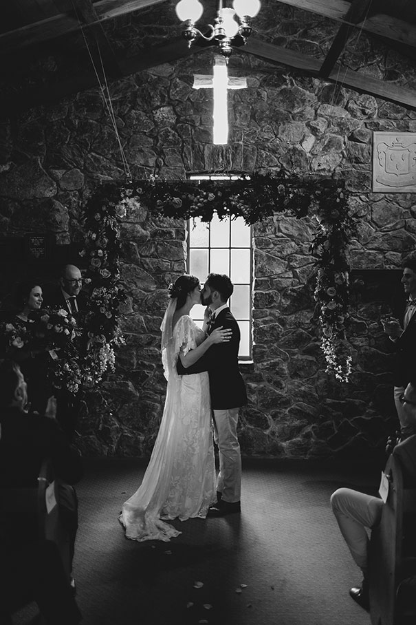 099_Hannah+Jean_Luke-Going