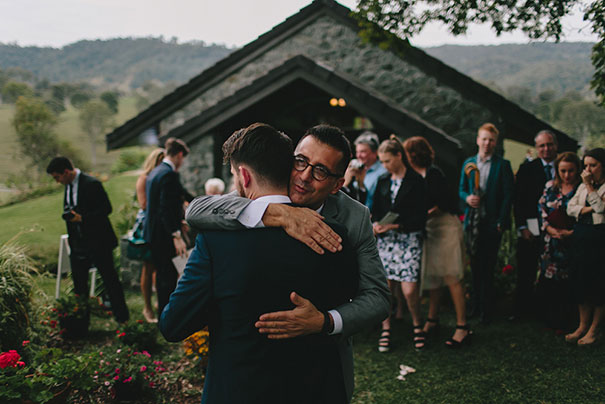 111_Hannah+Jean_Luke-Going