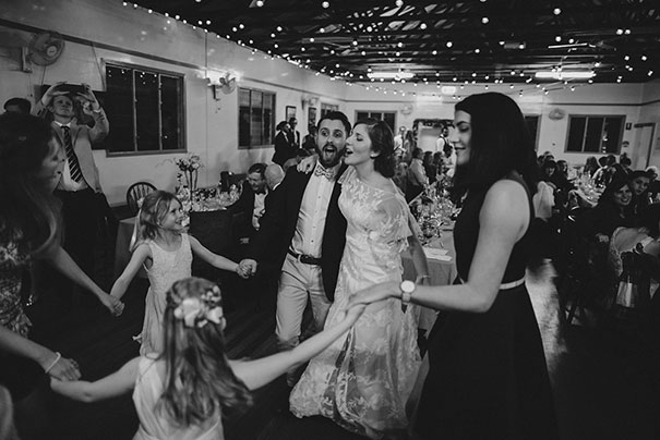 251_Hannah+Jean_Luke-Going