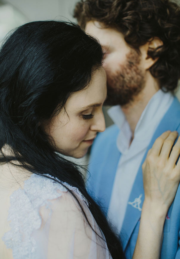 NSW-sculpture-wedding-photography-i-got-you-babe-snow-white-magical-wedding-gown4310