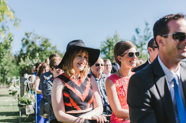 backyard-wedding-inspiration-flower-crown11