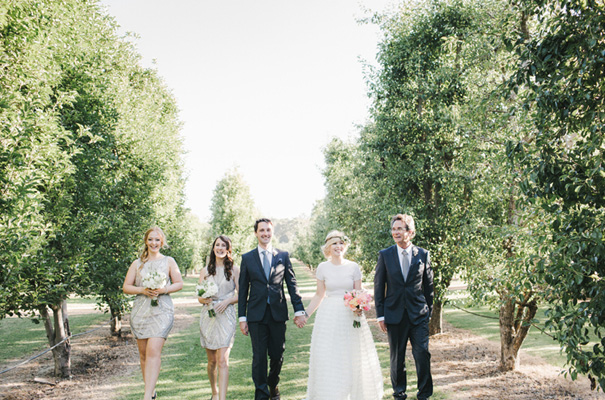 backyard-wedding-inspiration-flower-crown15