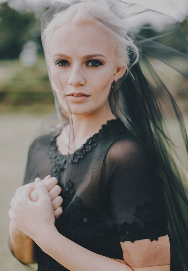 black-wedding-dress-red-flowers-white-horse-floral-crown4