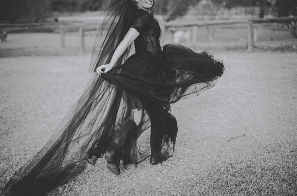 cool-black-wedding-dress-red-flowers-white-horse-floral-crown48