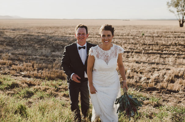 country-barn-wedding-ideas-inspiration20