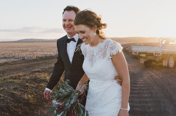 country-barn-wedding-ideas-inspiration22