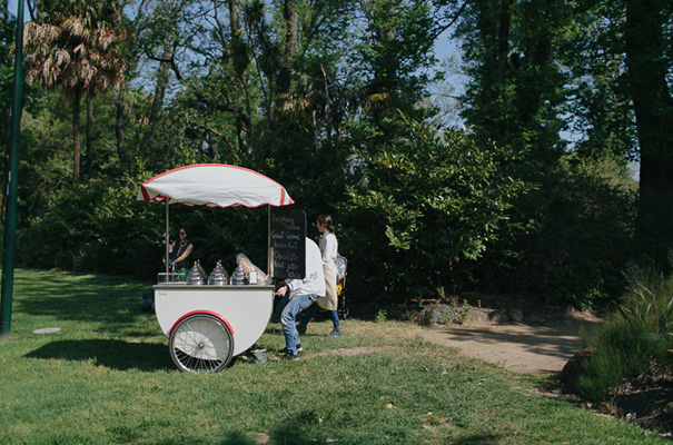 melbourne-urban-wedding-oli-sansom-blush-pink-vintage-retro-wedding-bridal-gown15