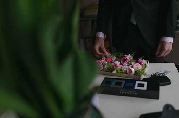 melbourne-urban-wedding-oli-sansom-blush-pink-vintage-retro-wedding-bridal-gown2