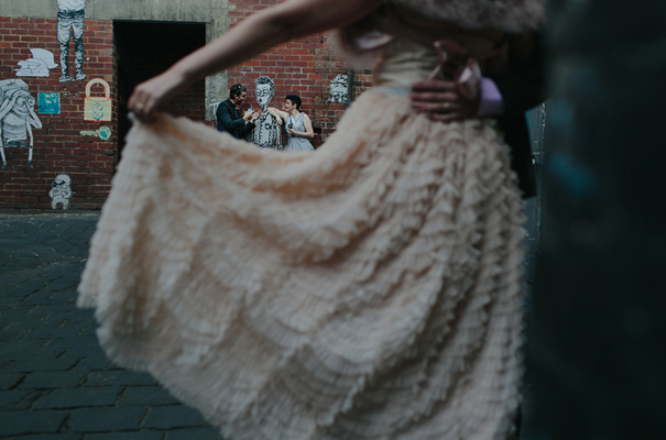 melbourne-urban-wedding-oli-sansom-blush-pink-vintage-retro-wedding-bridal-gown33