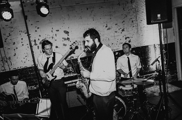 melbourne-urban-wedding-oli-sansom-blush-pink-vintage-retro-wedding-bridal-gown39