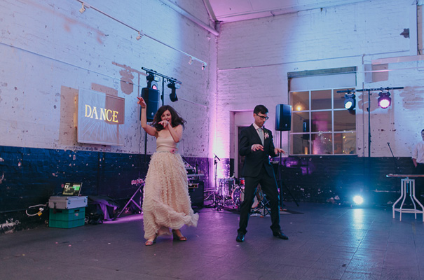 melbourne-urban-wedding-oli-sansom-blush-pink-vintage-retro-wedding-bridal-gown40