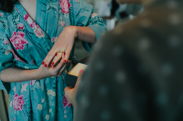 melbourne-urban-wedding-oli-sansom-blush-pink-vintage-retro-wedding-bridal-gown4