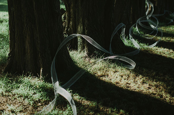 sculpture-wedding-photography-i-got-you-babe-snow-white-magical-wedding-gown3