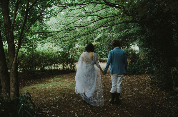 sculpture-wedding-photography-i-got-you-babe-snow-white-magical-wedding-gown50