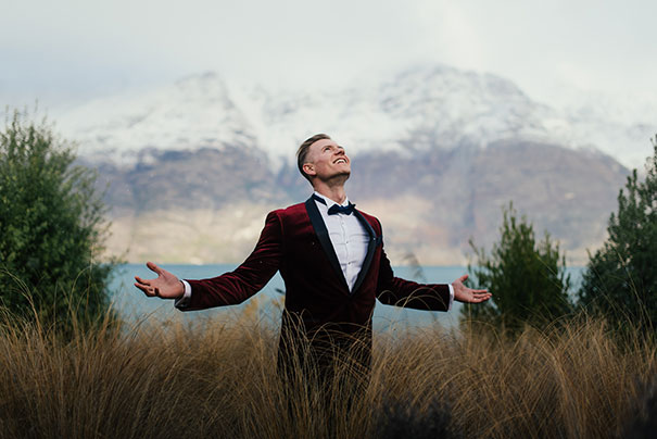 Alana-+-Louis-Queenstown-Helicopter-Elopement---Hello-May---She-Takes-Pictures-He-Makes-Films-Lucy-Spartalis-Alastair-Innes-145