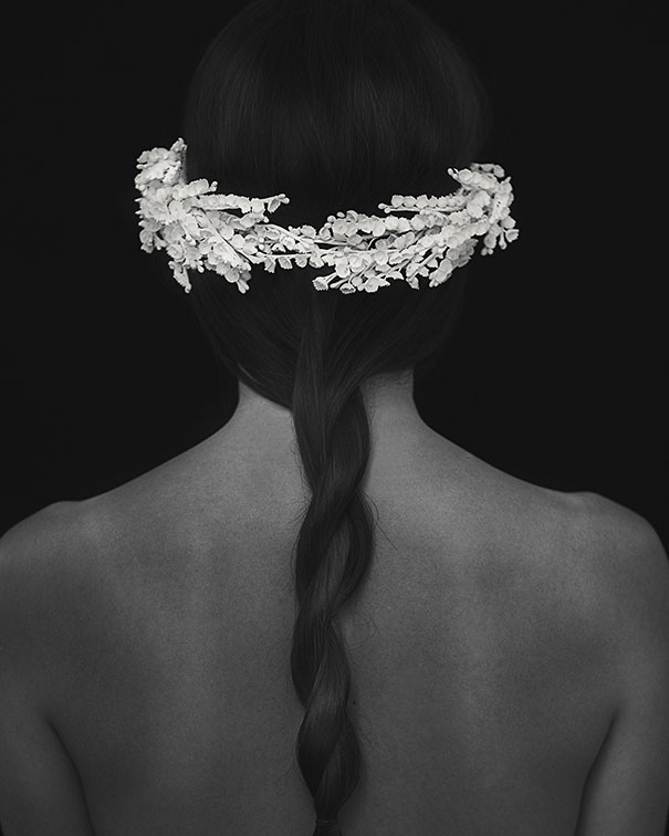 01_-Lily-Porcelain-crown