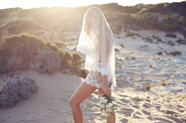 LR_O6A8108LOSTINLOVE